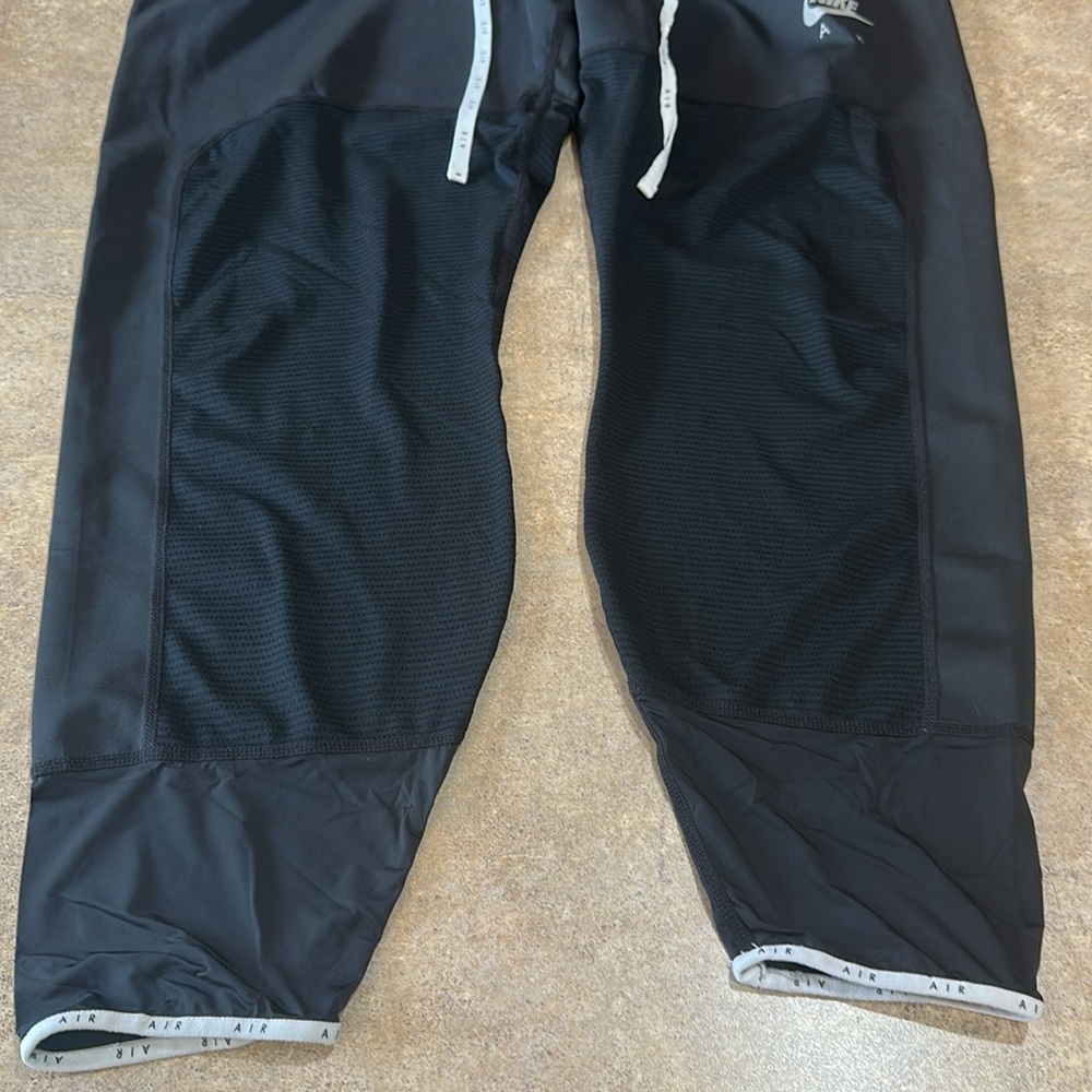 Women’s Nike leggings size 2X - Picture 2 of 7